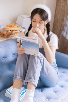叶子楣女机械人